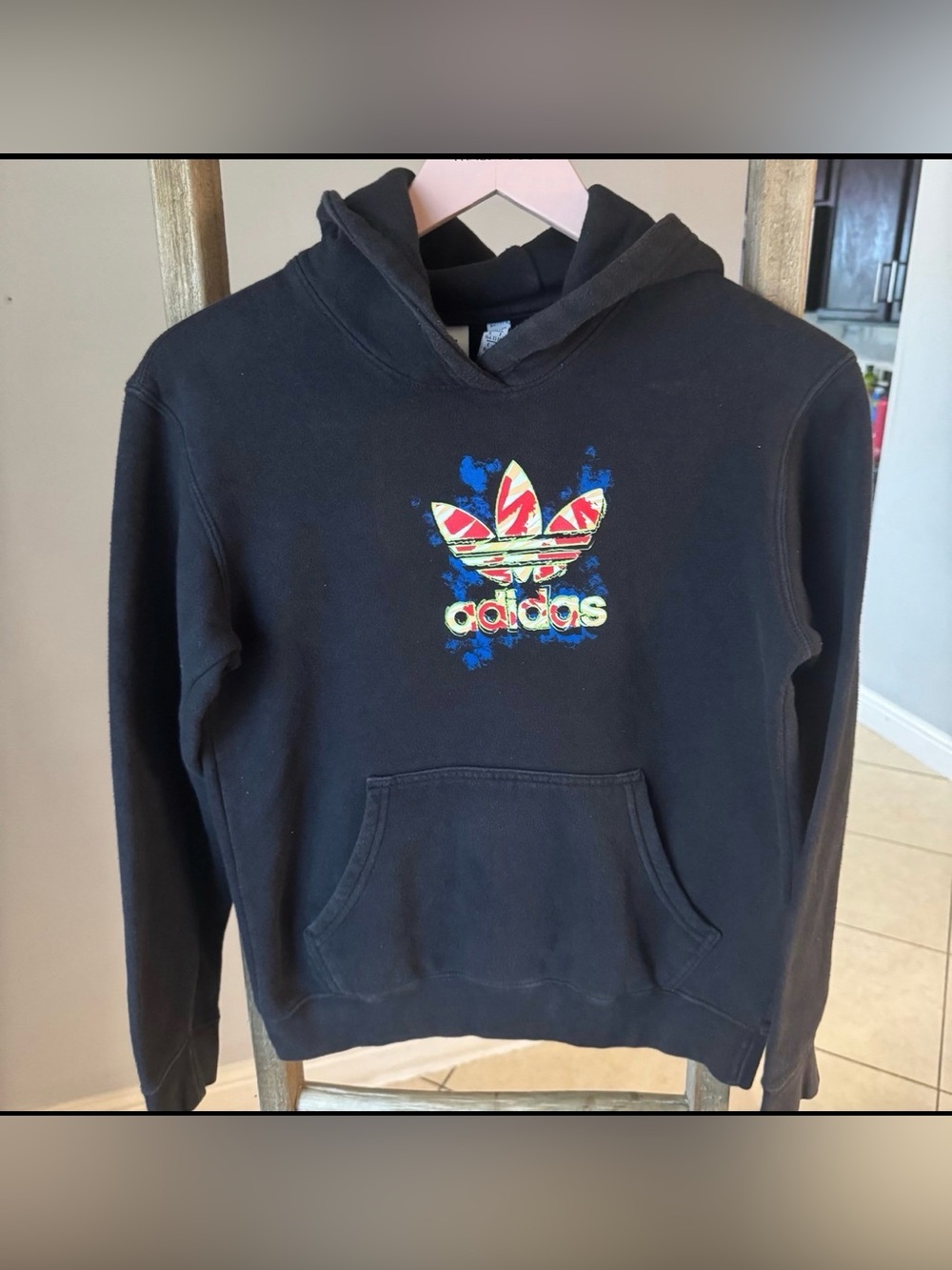 Adidas Boys black hooded pullover sweatshirt size Large 13-14
In great condition